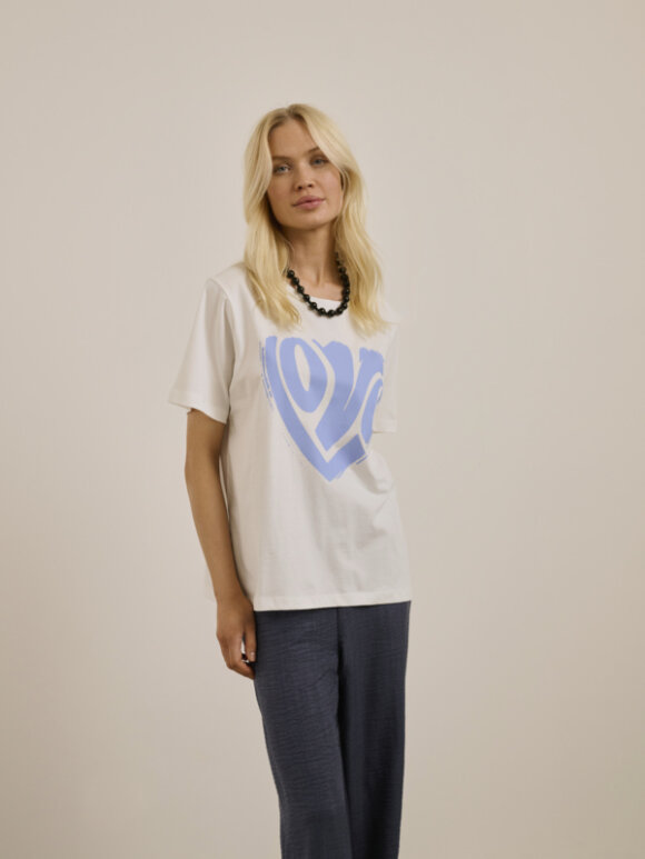 Culture - CUnany Amora Tshirt