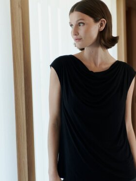 Rosemunde - RWBiarritz Waterfall top black