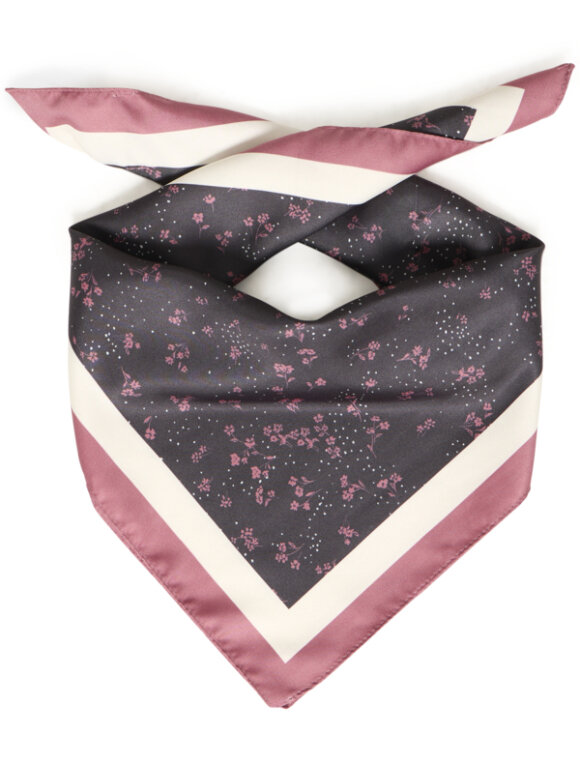 Ichi Accessories - IALANORA  SC