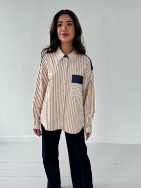 CONTINUE - Continue Alice ix Brown