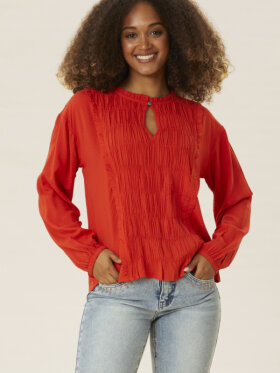 Cream - CRIsara Blouse EV Cream - CRIsara Blouse EV