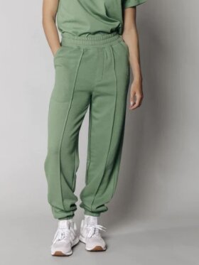 Colourful Rebel - Uni Loose Fit Sweat Pant Green Colourful Rebel - Uni Loose Fit Sweat Pant Green